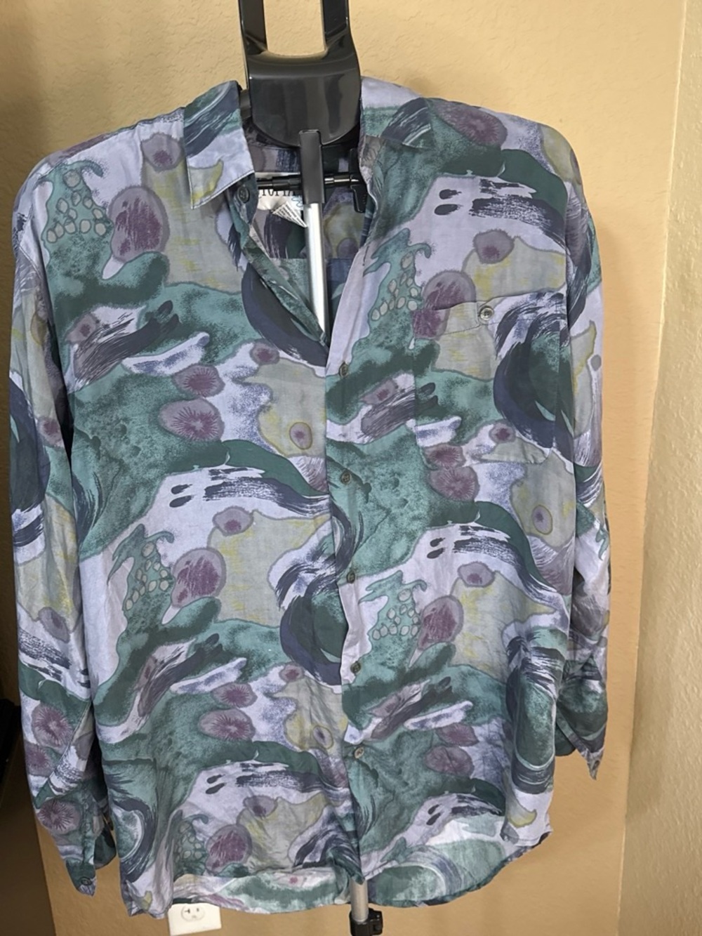 Topia Abstract Print Casual Button-Down Shirt in Green, Purple, Gray